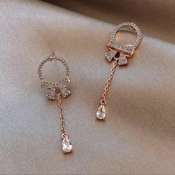 Elegant Bow Water Drop Pendant Stud Earrings - Picture 2 of 7